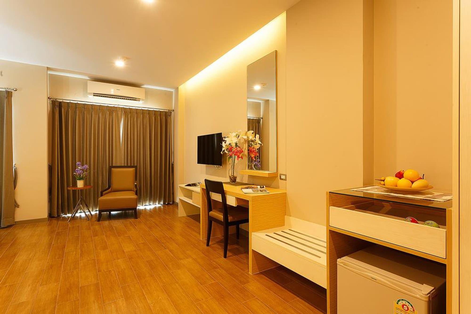 Green Point Residence Hotel Bangkok Exteriör bild